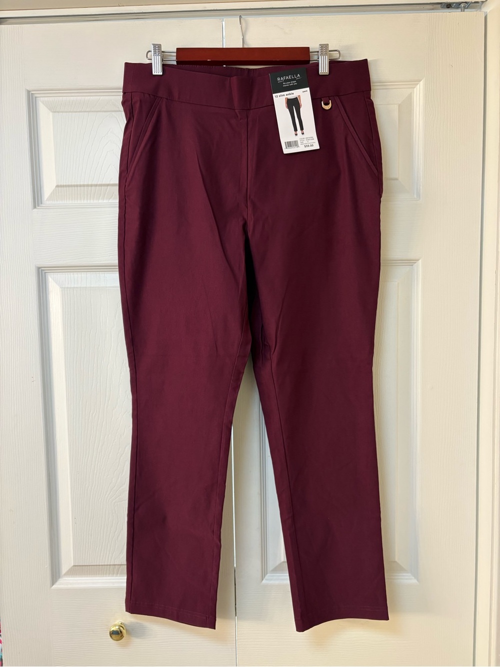 Rafaella Women's Maroon Slim Ankle Pants